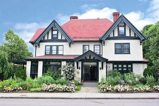 The Bertram Inn Brookline Zewnętrze zdjęcie